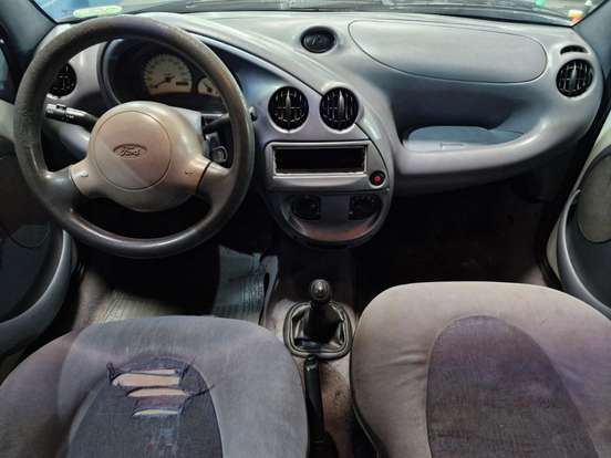 FORD-KA-1999