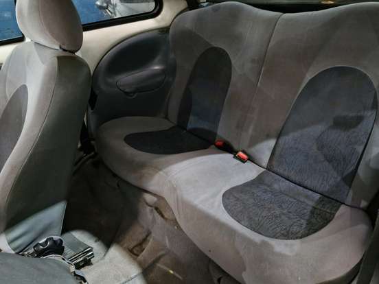 FORD-KA-1999