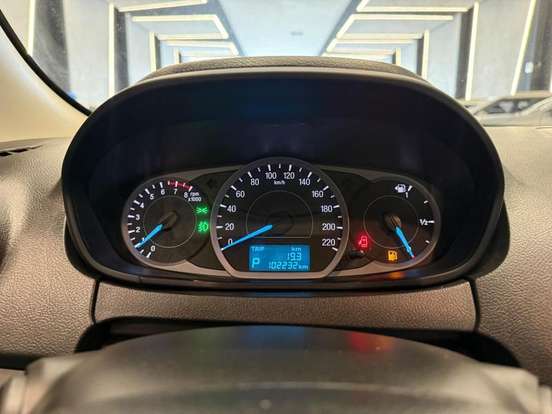 FORD-KA-1.5 TI-VCT FLEX SE PLUS SEDAN AUTOMÁTICO FORD-KA-2019