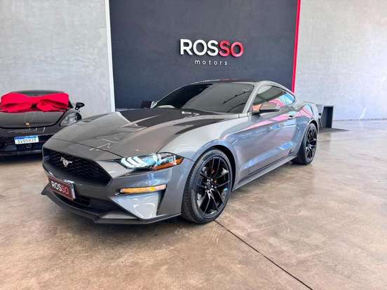 FORD-MUSTANG-2022
