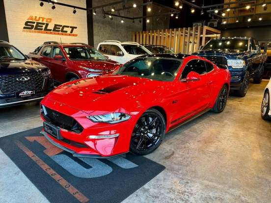 FORD-MUSTANG-2020