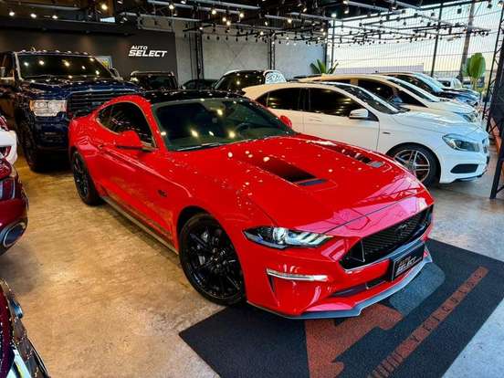 FORD-MUSTANG-2020
