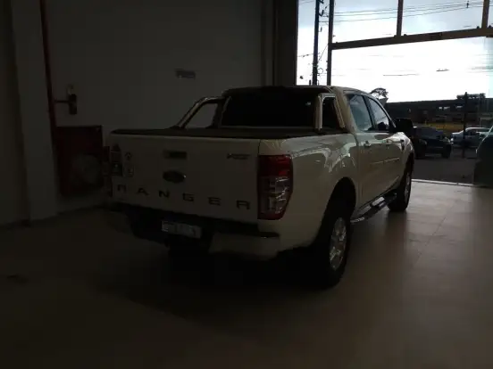 FORD-RANGER-2.5 XLT 4X2 CD 16V FLEX 4P MANUAL FORD-RANGER-2015