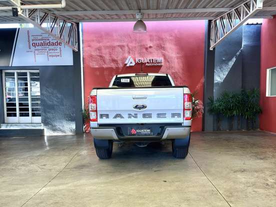 FORD-RANGER-2.2 XLS 4X4 CD 16V DIESEL 4P AUTOMÁTICO FORD-RANGER-2023