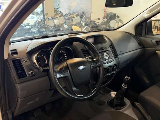 FORD-RANGER-2014