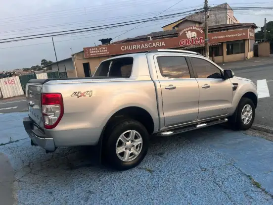 FORD-RANGER-2013