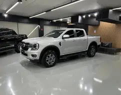 FORD RANGER 3.0 V6 TURBO DIESEL CD XLT 4X4 AUTOMÁTICO FORD RANGER 3.0 V6 TURBO DIESEL CD XLT 4X4 AUTOMÁTICO