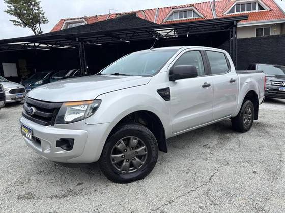 FORD RANGER 3.2 XLS 4X4 CD 20V DIESEL 4P MANUAL