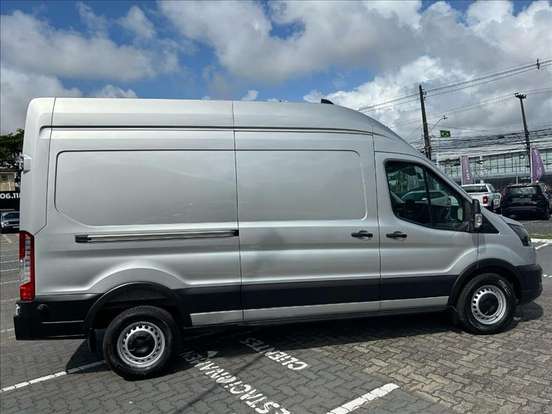 FORD-TRANSIT-2025