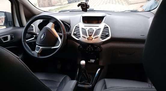 FORD-ECOSPORT-2013