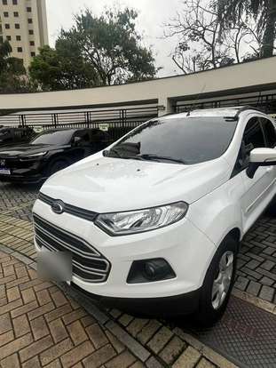 FORD-ECOSPORT-2016