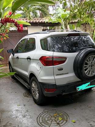 FORD-ECOSPORT-2014