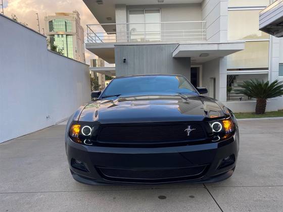 FORD MUSTANG 3.7 V6 GASOLINA AUTOMÁTICO