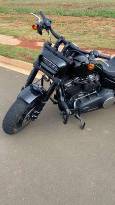 HARLEY-DAVIDSON-SOFTAIL FAT BOB 107-2017