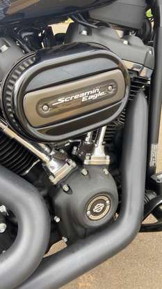 HARLEY-DAVIDSON-SOFTAIL FAT BOB 107-2017