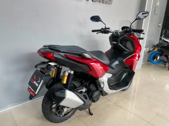 HONDA-ADV 160-2025