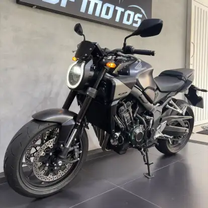 HONDA-CB 650R E-CLUTCH-2026