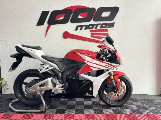 HONDA-CBR 600RR HONDA-CBR 600RR-2013