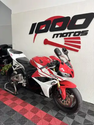 HONDA-CBR 600RR-2013
