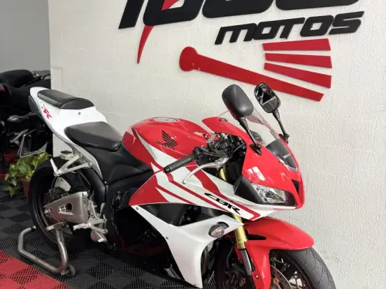 HONDA-CBR 600RR HONDA-CBR 600RR-2013