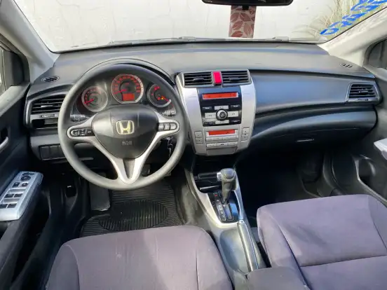HONDA-CITY-2010