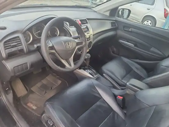 HONDA-CITY-2012