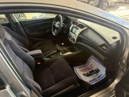 HONDA-CITY-1.5 LX 16V FLEX 4P MANUAL HONDA-CITY-2012