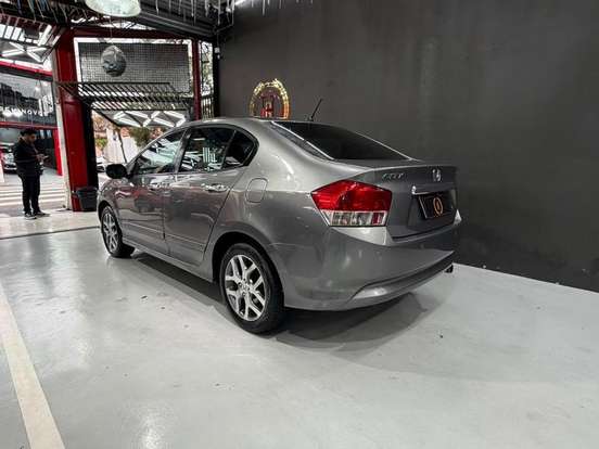 HONDA-CITY-1.5 DX 16V FLEX 4P AUTOMÁTICO HONDA-CITY-2011