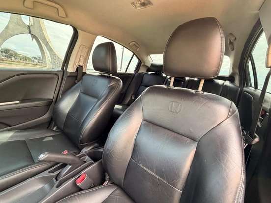 HONDA-CITY-1.5 EX 16V FLEX 4P AUTOMÁTICO HONDA-CITY-2015