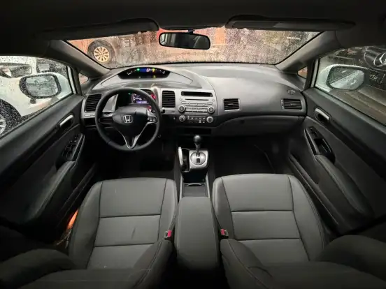 HONDA-CIVIC-2010