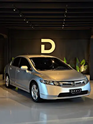HONDA CIVIC 1.8 LXS 16V FLEX 4P MANUAL