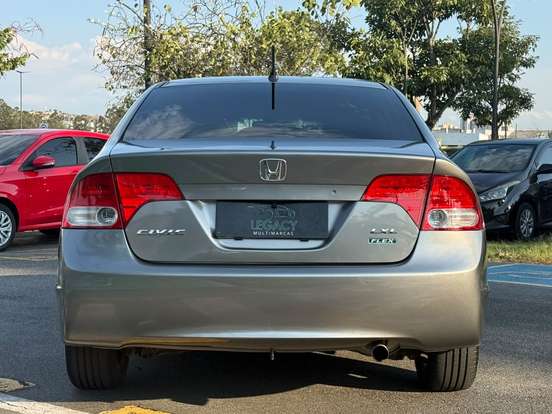 HONDA-CIVIC-2010