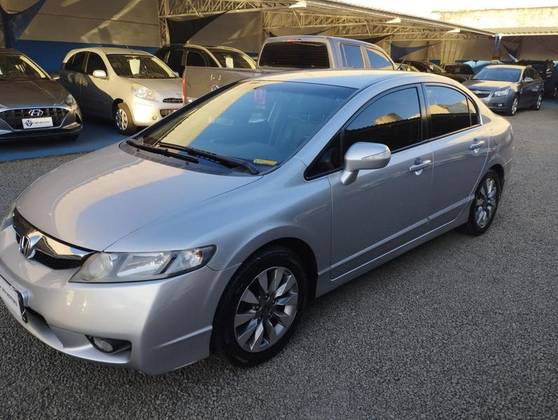 HONDA CIVIC 1.8 LXL 16V FLEX 4P AUTOMÁTICO