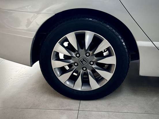 HONDA-CIVIC-2011