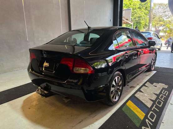 HONDA-CIVIC-2010