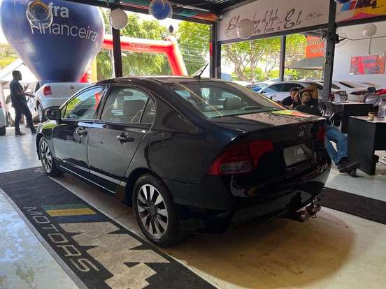 HONDA-CIVIC-2010