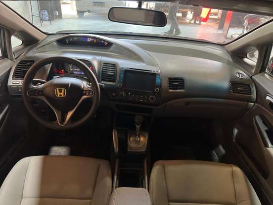HONDA-CIVIC-2010