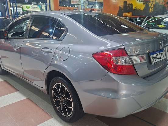 HONDA-CIVIC-1.8 LXS 16V FLEX 4P AUTOMÁTICO HONDA-CIVIC-2015
