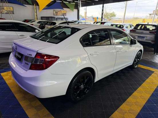 HONDA-CIVIC-1.8 LXS 16V FLEX 4P AUTOMÁTICO HONDA-CIVIC-2015