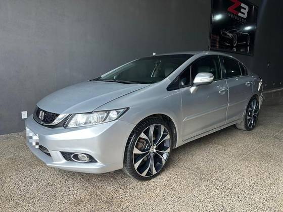 HONDA CIVIC 1.8 LXS 16V FLEX 4P AUTOMÁTICO