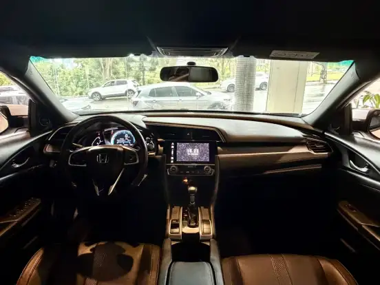 HONDA-CIVIC-2018