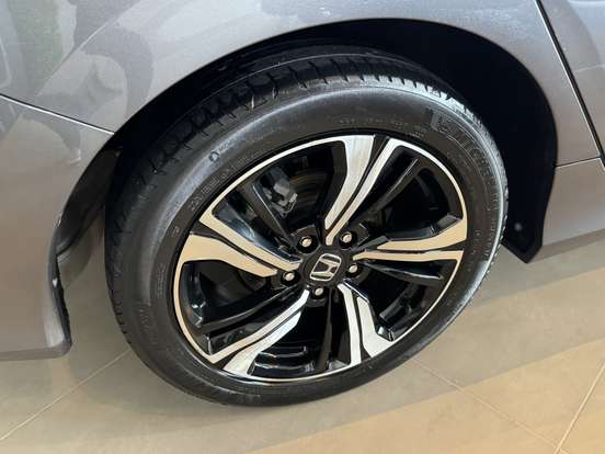 HONDA-CIVIC-2018