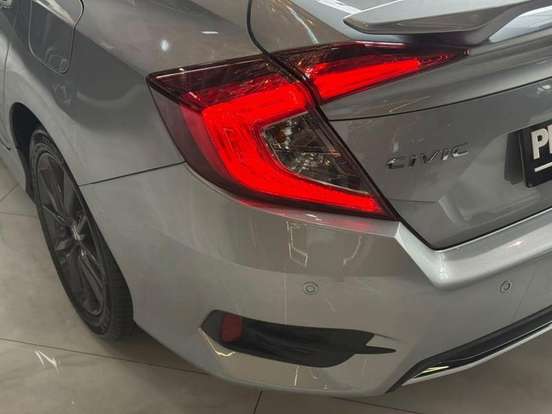 HONDA-CIVIC-2021