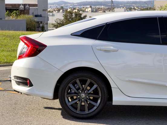 HONDA-CIVIC-2021
