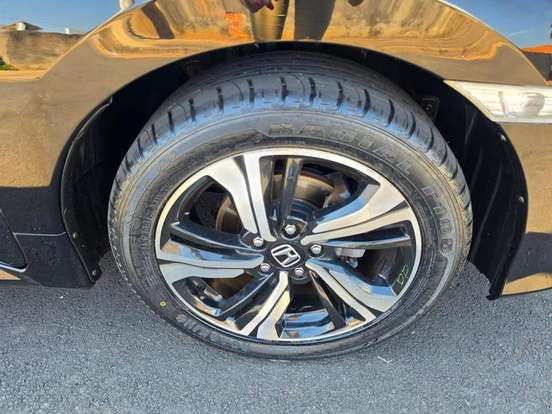 HONDA-CIVIC-2019
