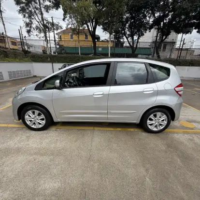 HONDA-FIT-2013