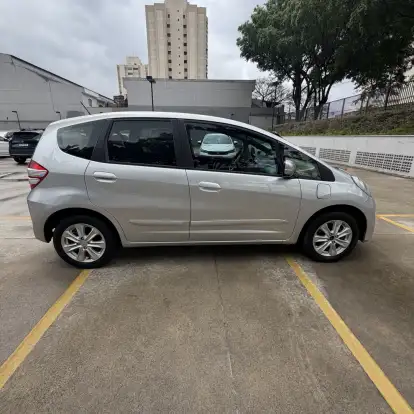 HONDA-FIT-2013