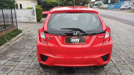 HONDA-FIT-2015