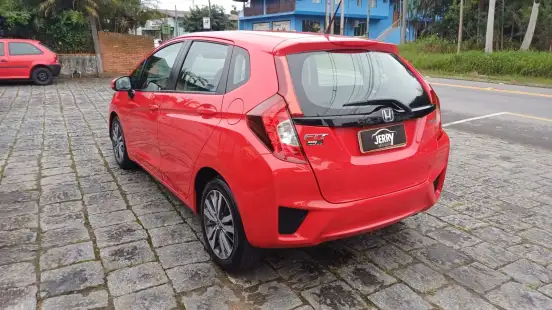 HONDA-FIT-2015