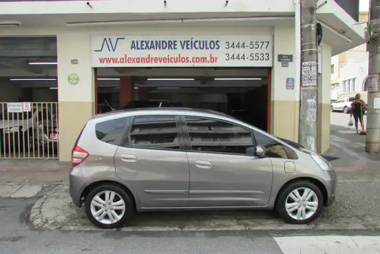 HONDA-FIT-2011